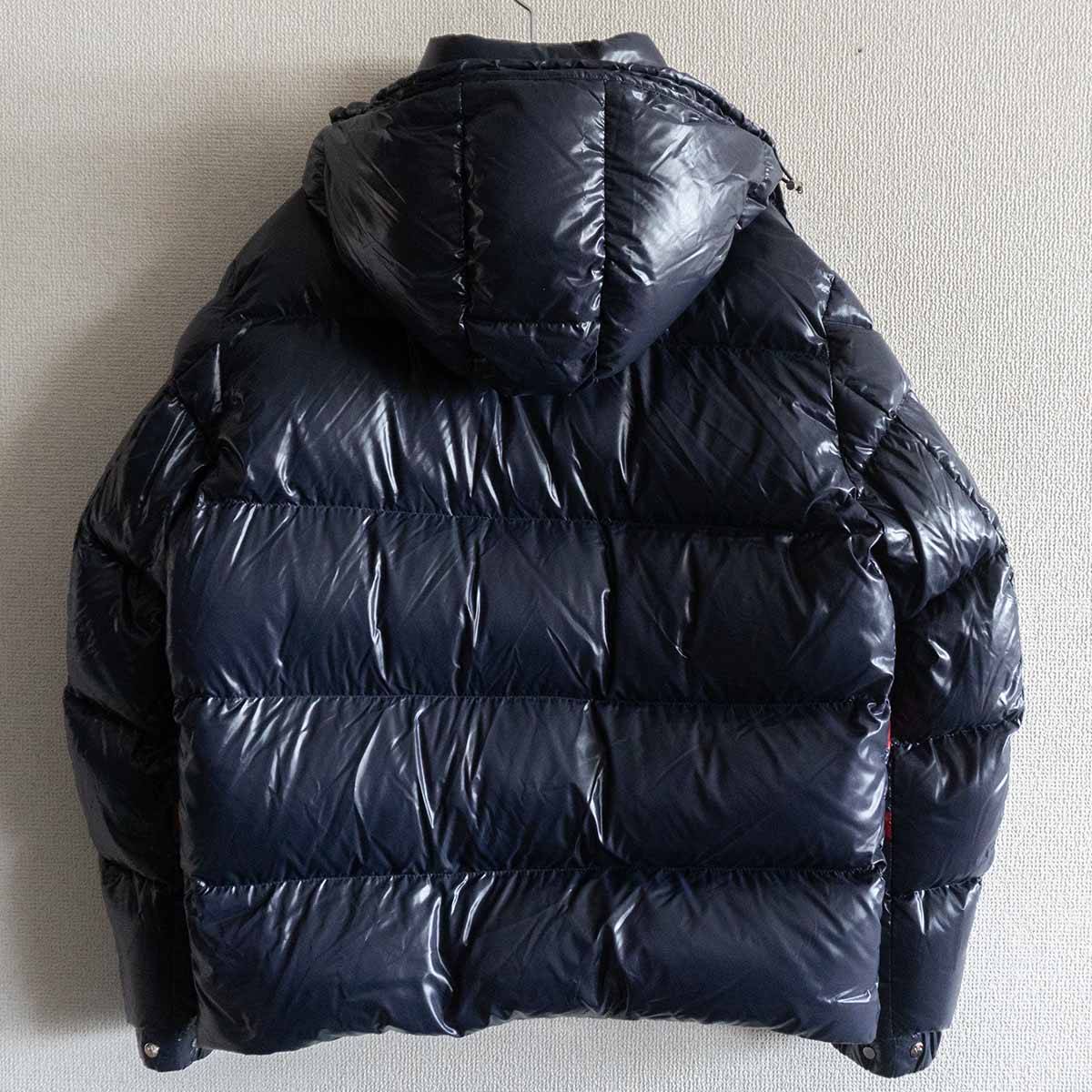 Moncler 19AW Valentino VLogo Down Jacket Size 50