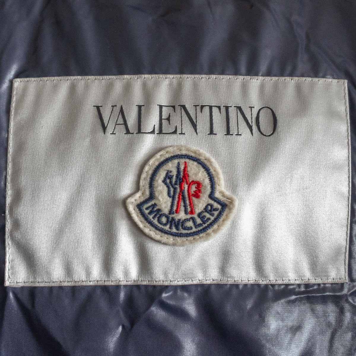 Moncler 19AW Valentino VLogo Down Jacket Size 50