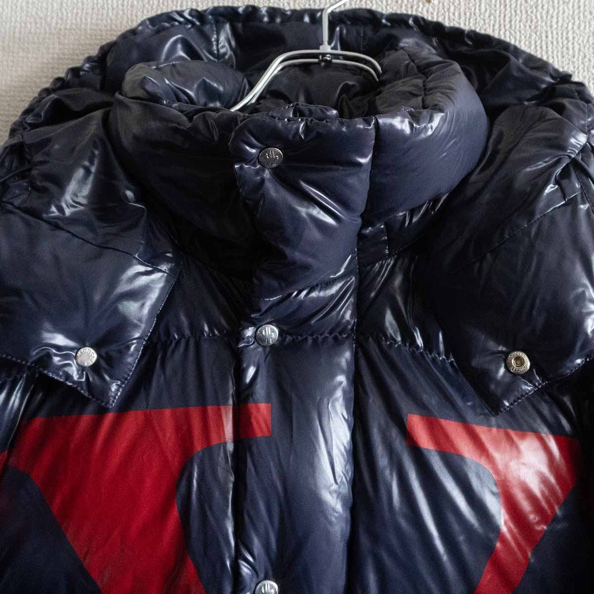 Moncler 19AW Valentino VLogo Down Jacket Size 50