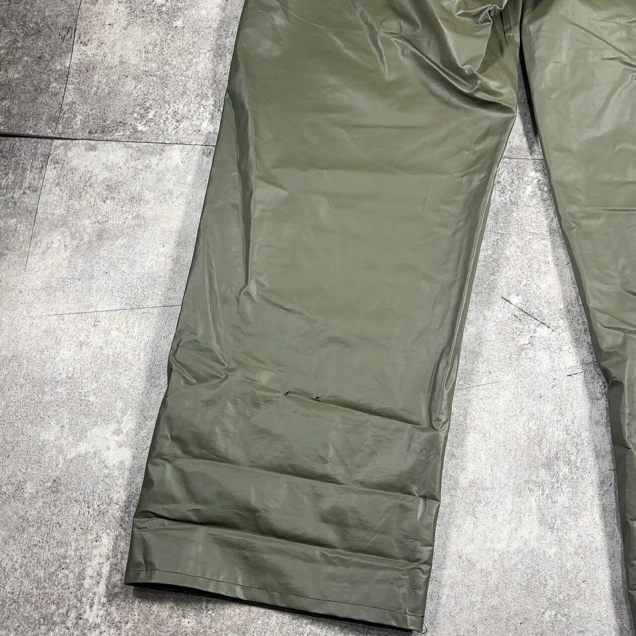 Vintage 60s Swedish Army Green Rubber Wet Weather Size C52