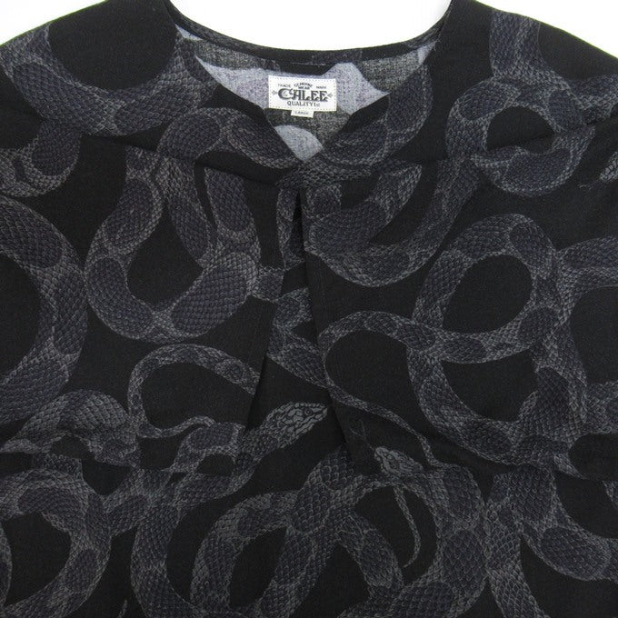 CALEE 24SS Snake Pattern Key Neck Sweatshirt Black Size L