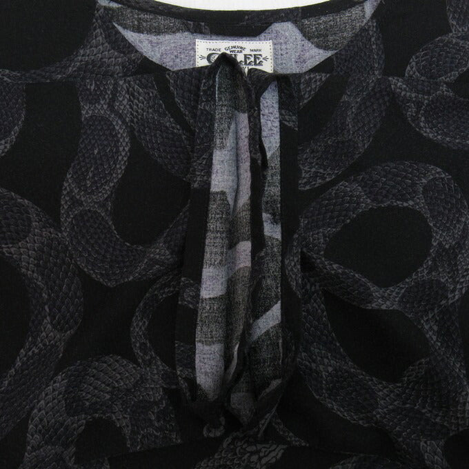 CALEE 24SS Snake Pattern Key Neck Sweatshirt Black Size L