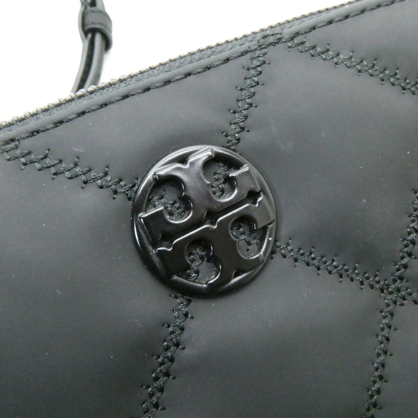 TORY BURCH Willa Matte Barrel Bag Black Size ONE SIZE