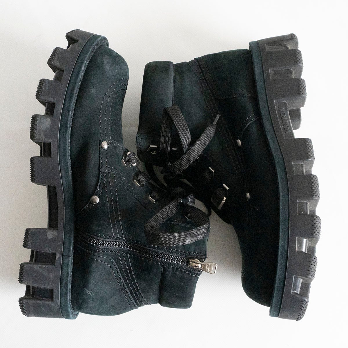Louis Vuitton LV Checker Boots Size 9