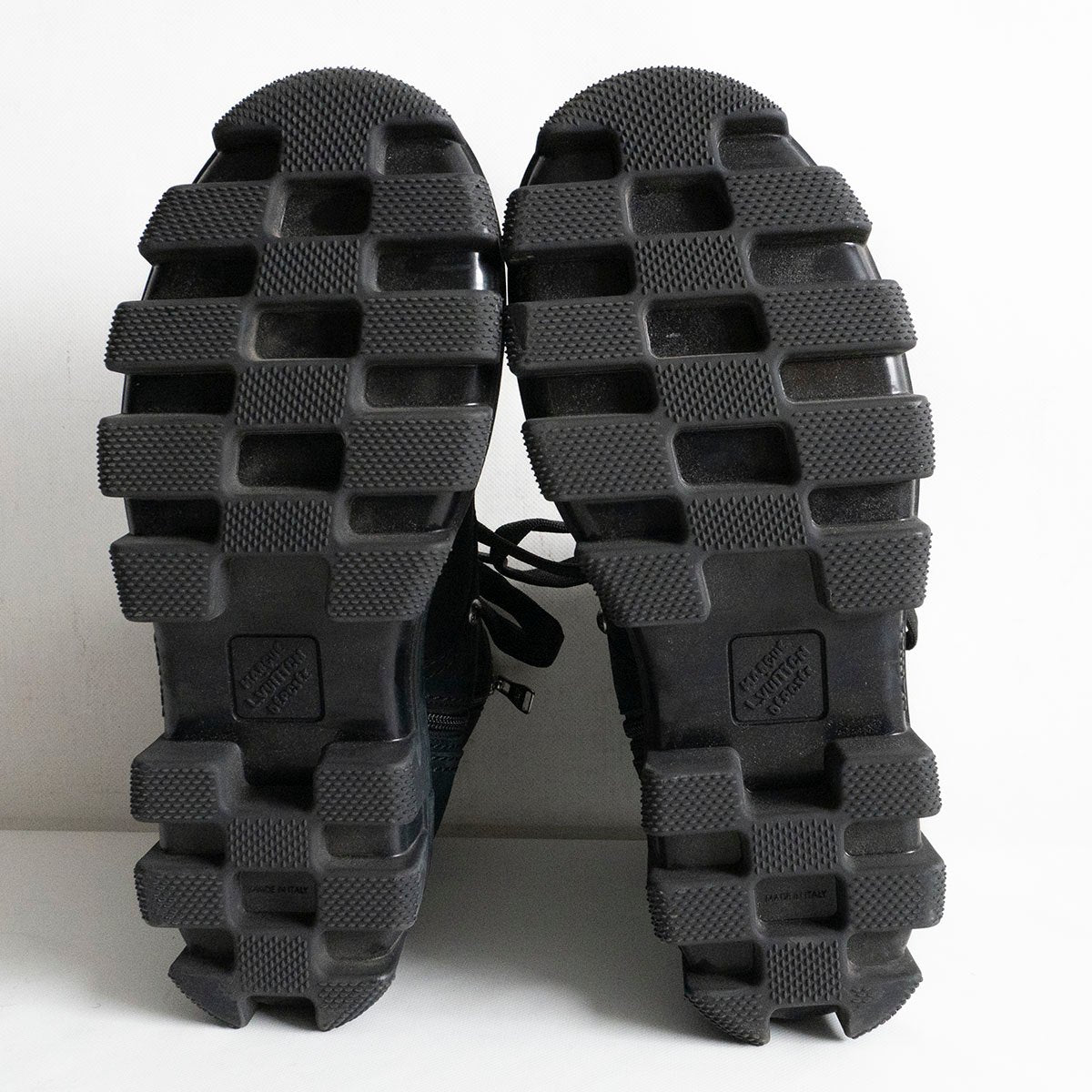 Louis Vuitton LV Checker Boots Size 9