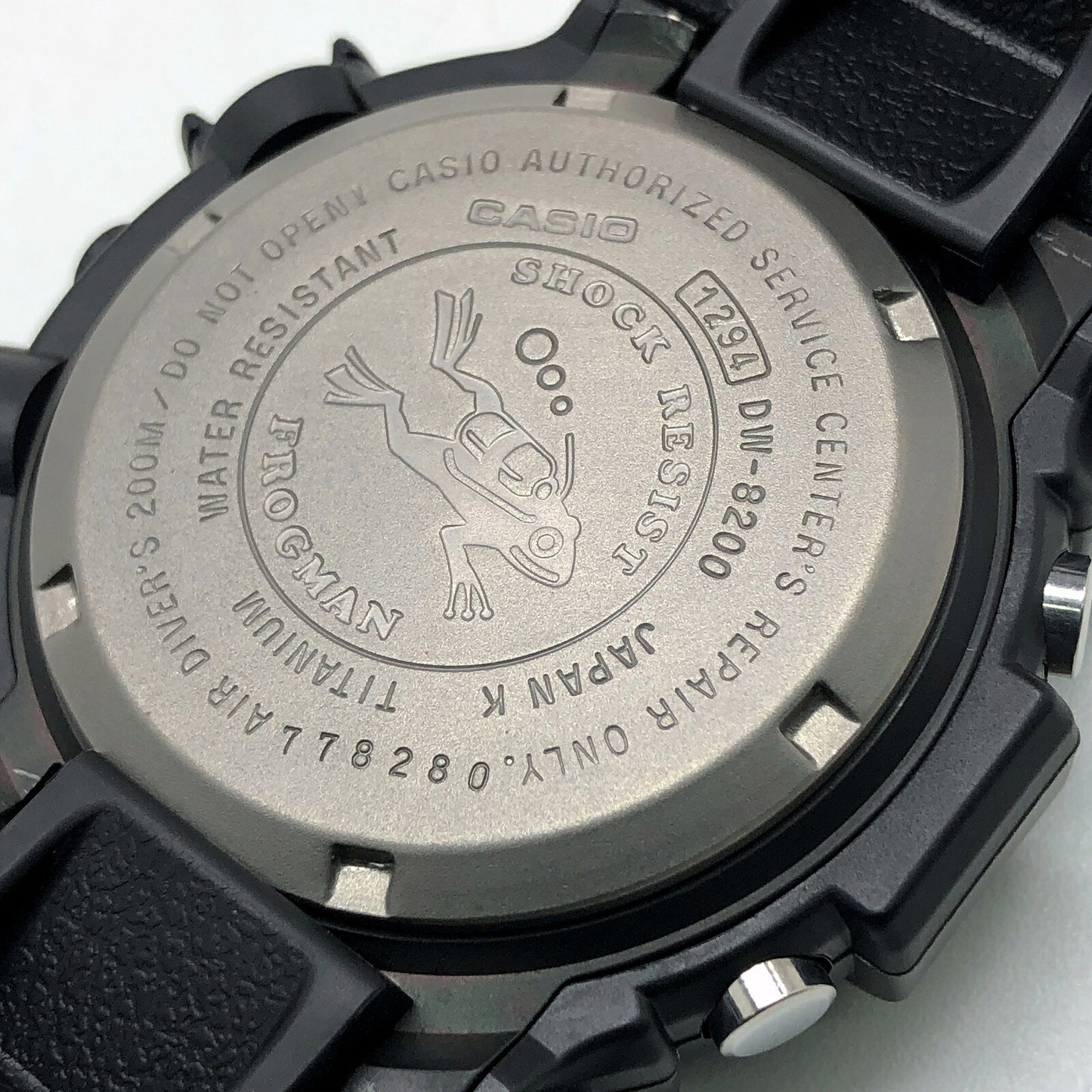 G-SHOCK DW-8200Z-1T Frogman Men Titanium Watch Size ONE SIZE