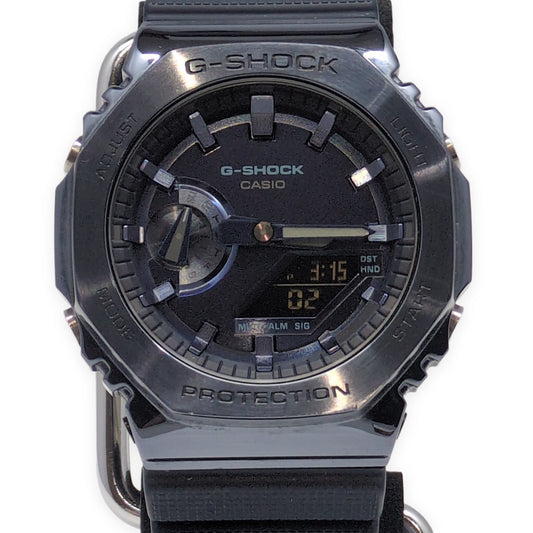 A METAL COVERED Casioak Metal Bezel ONE SIZE Watch Size ONE SIZE