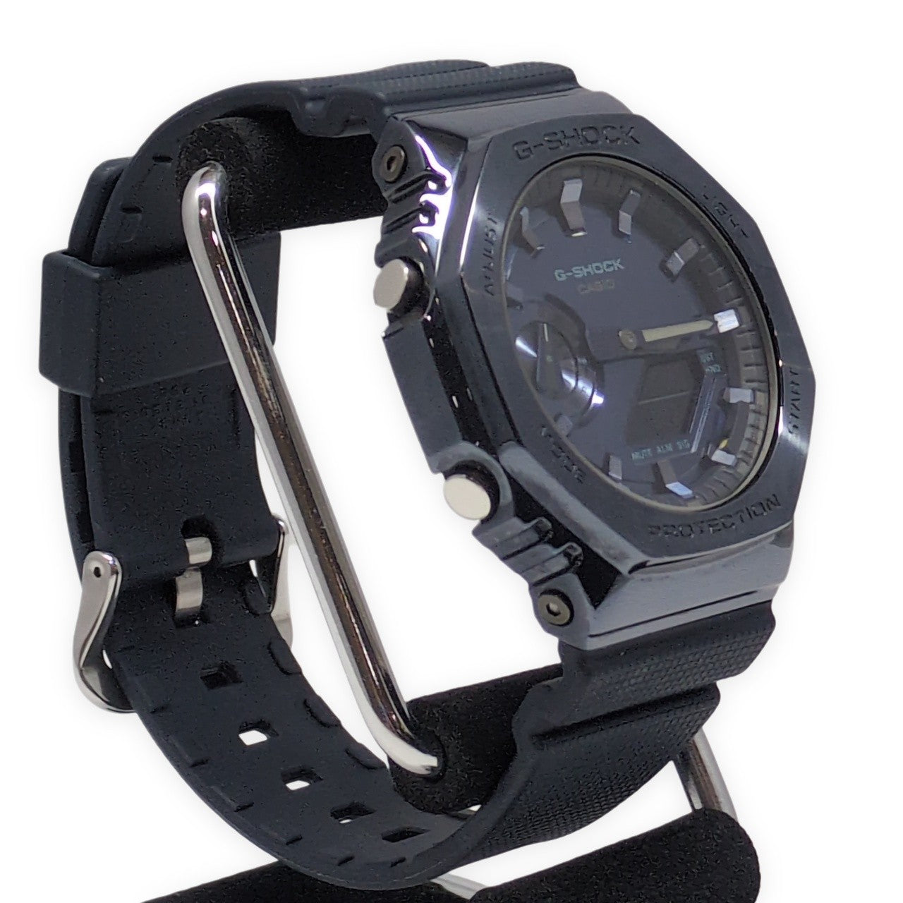 A METAL COVERED Casioak Metal Bezel ONE SIZE Watch Size ONE SIZE