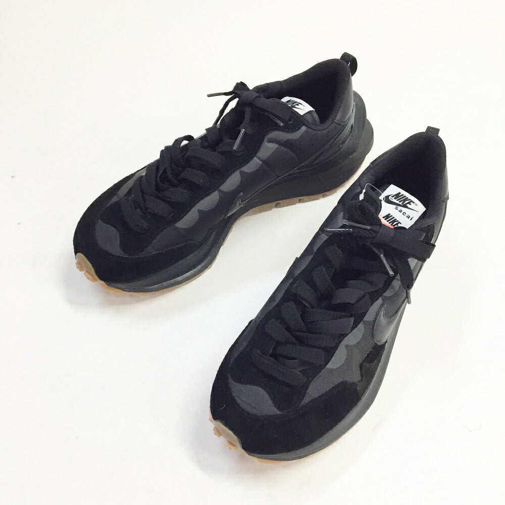 SACAI x Nike Vaporwaffle Black Sneakers Size 9.5