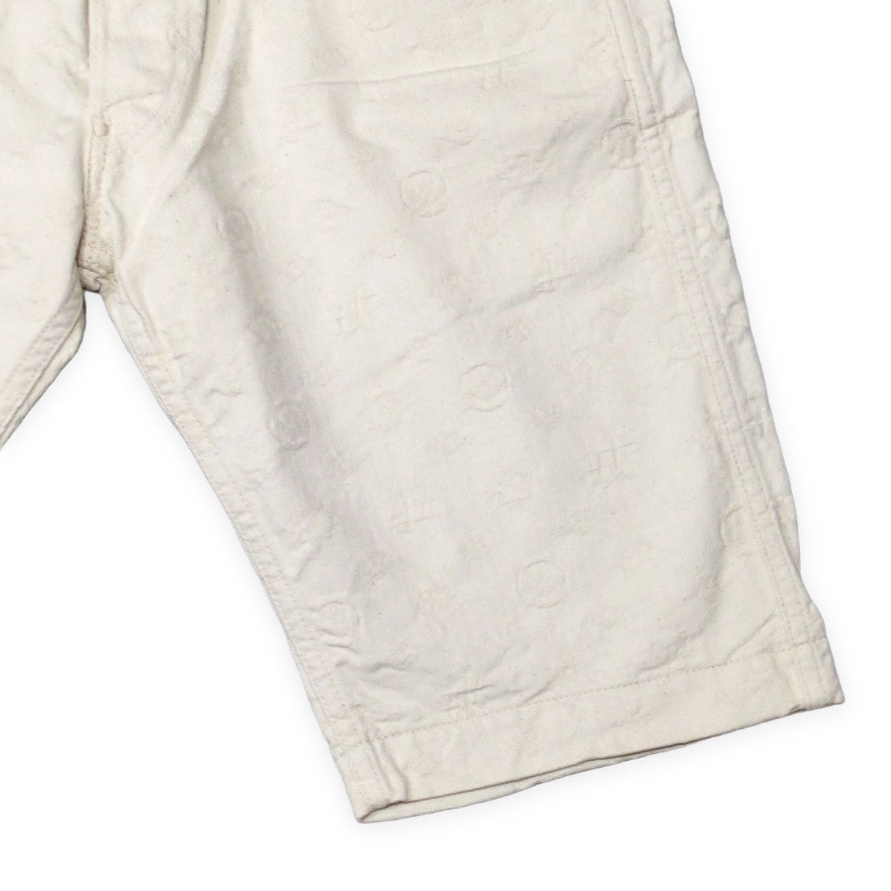 EVISU Monogram Jacquard White Shorts Size 34