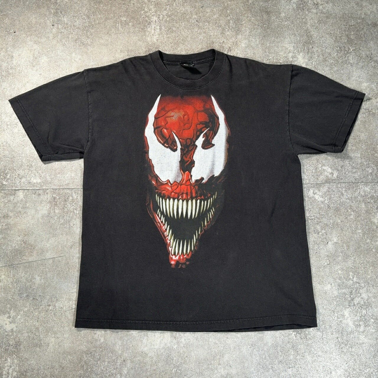 MARVEL 90s-00s Venom Carnage Faded Graphic T-Shirt Size L