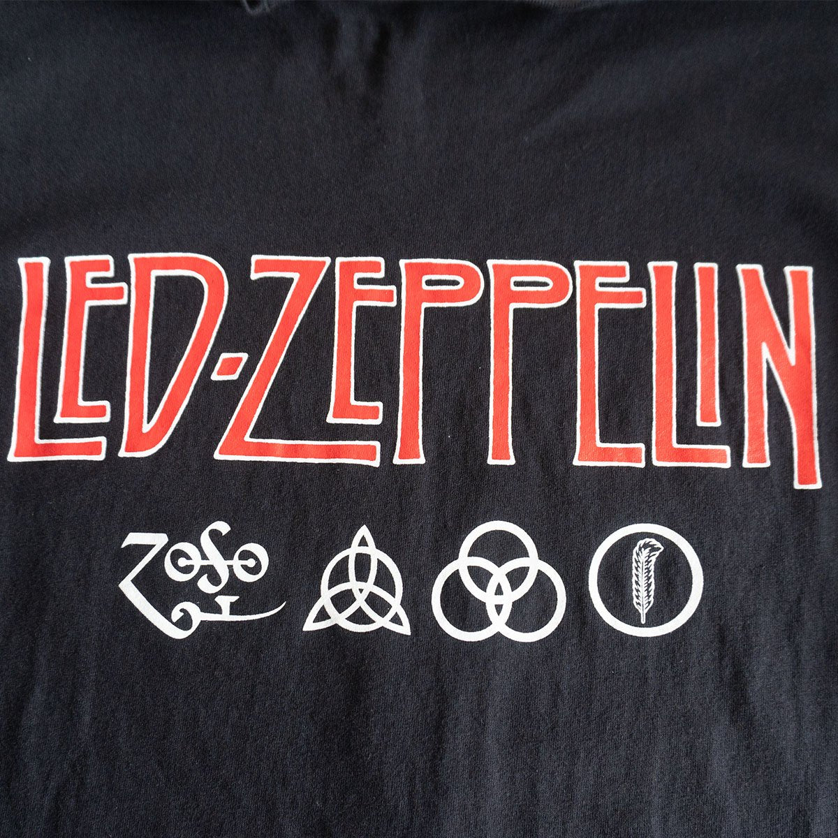 LED ZEPPELIN T 00S Led Zeppelin T-shirt Red Size L