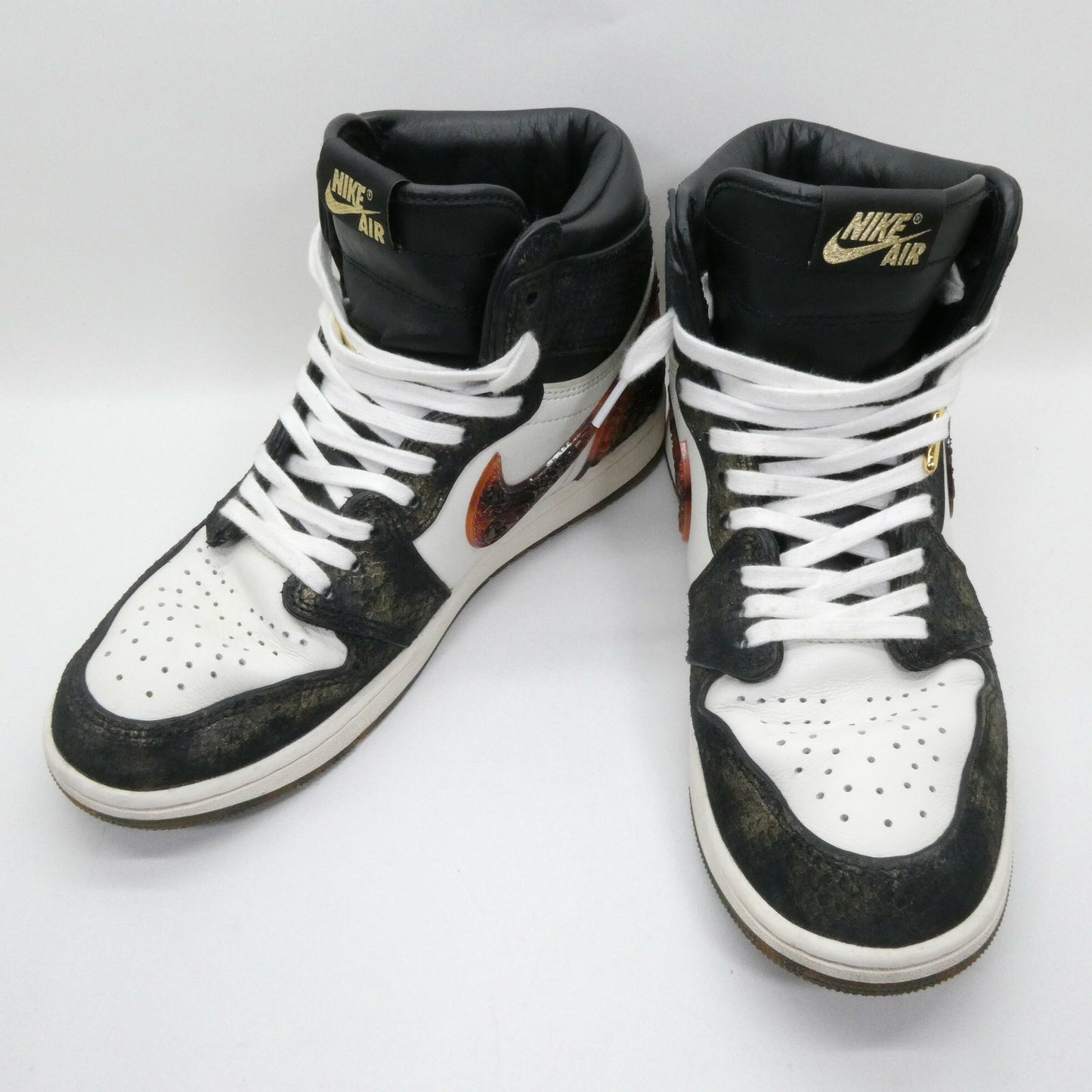 NIKE AIR JORDAN 1 Retro Hi OG "Xuanwu" Sneakers