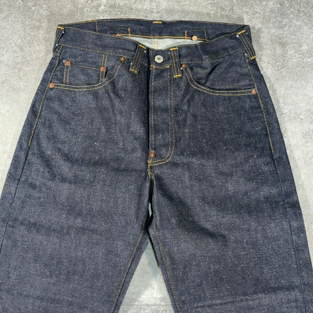 LEVI'S 90s 201XX Deadstock Made in USA Jeans Size W32
