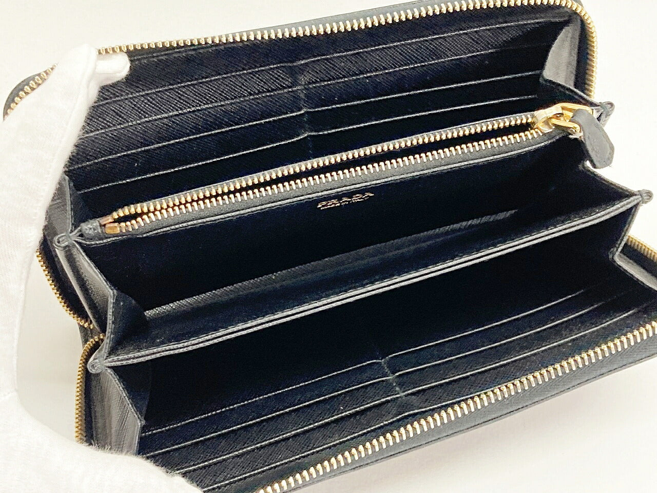 PRADA Black Round Zipper Long Wallet Size ONE SIZE