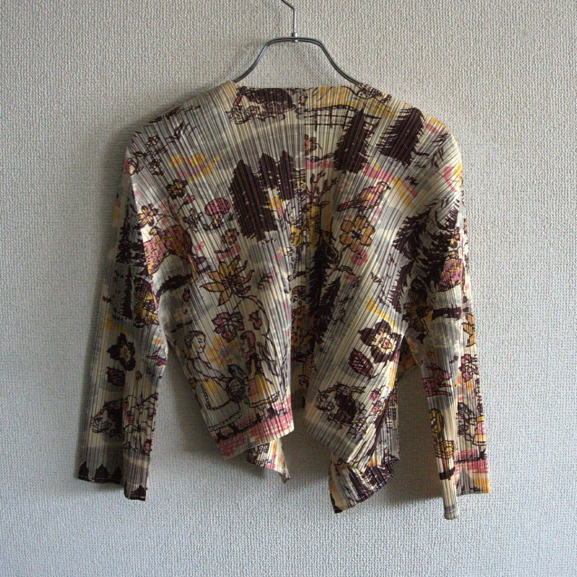 PLEATS PLEASE Red Riding Hood pleated cardigan Size 3