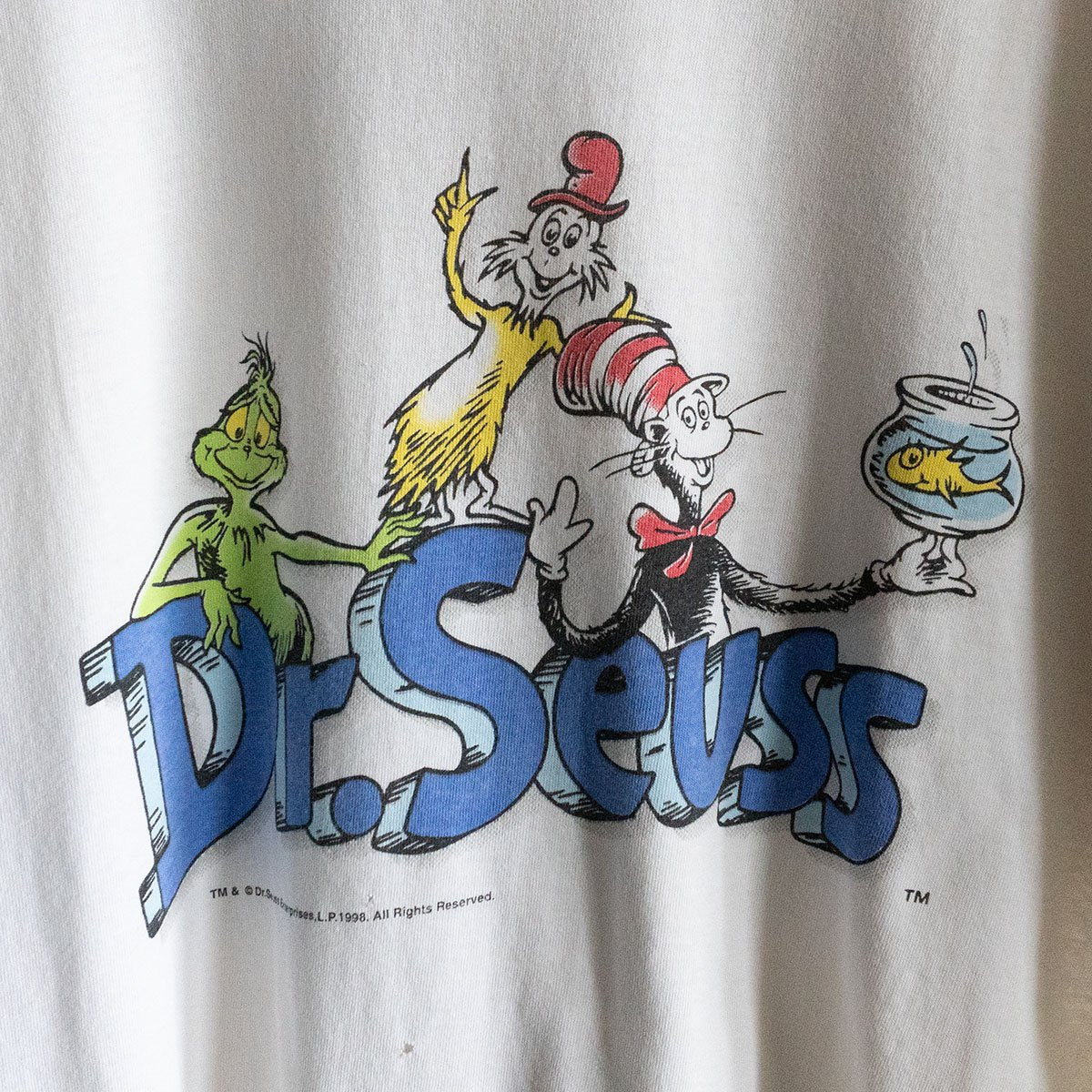Dr. Seuss T 90S Dr. Seuss T-shirt Size XL