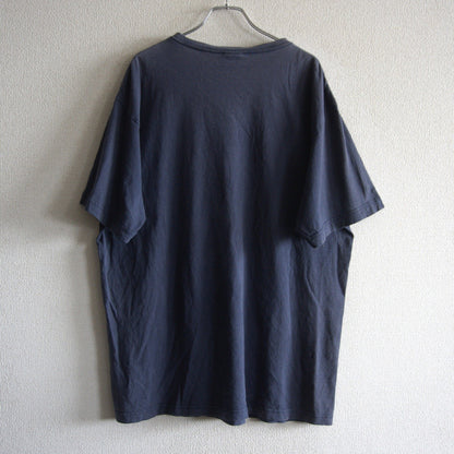 LOONEY TUNES Diagonal Pocket T-Shirt Size M