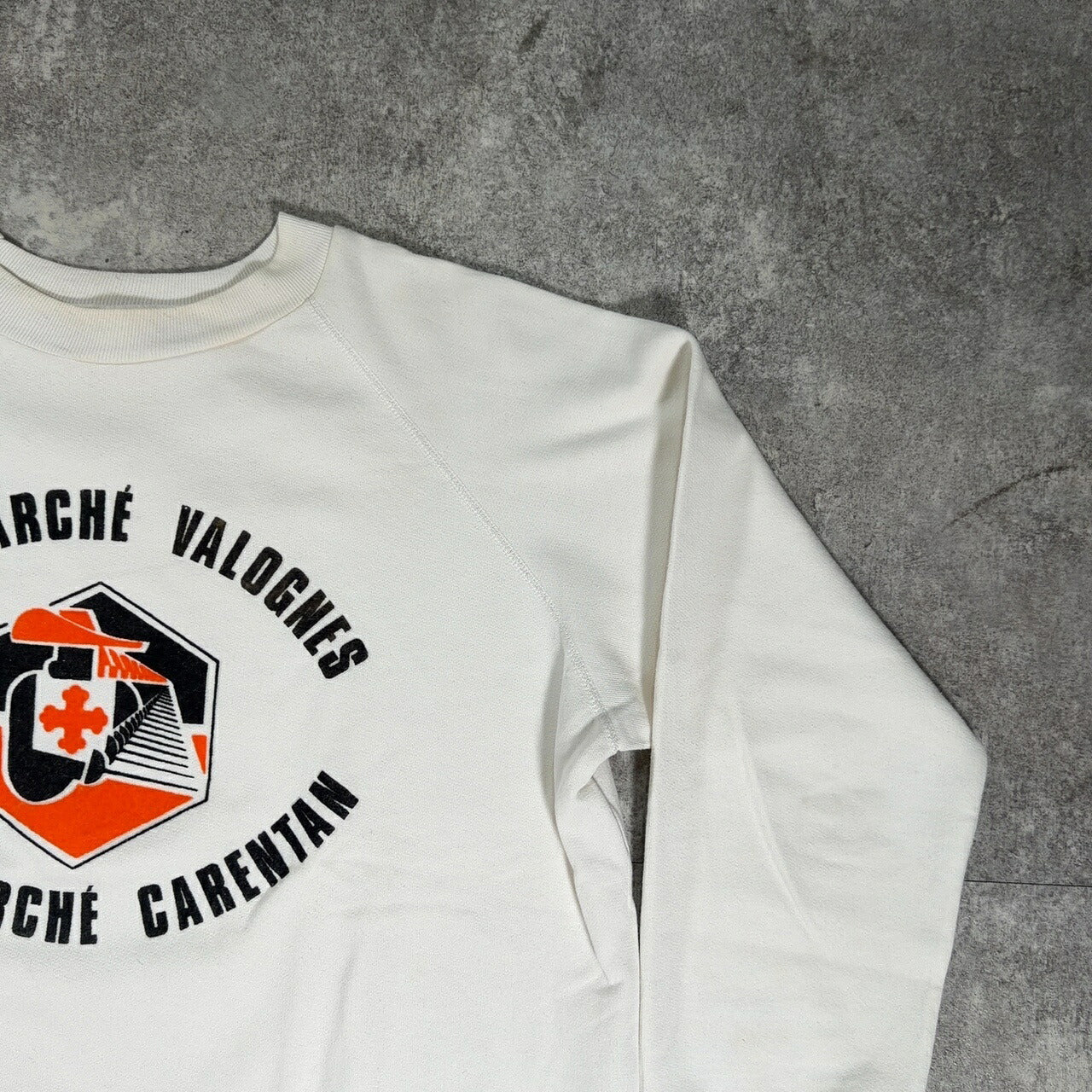 ITFIW 80s French Made Raglan Felt Print Sweatshirt Size 4