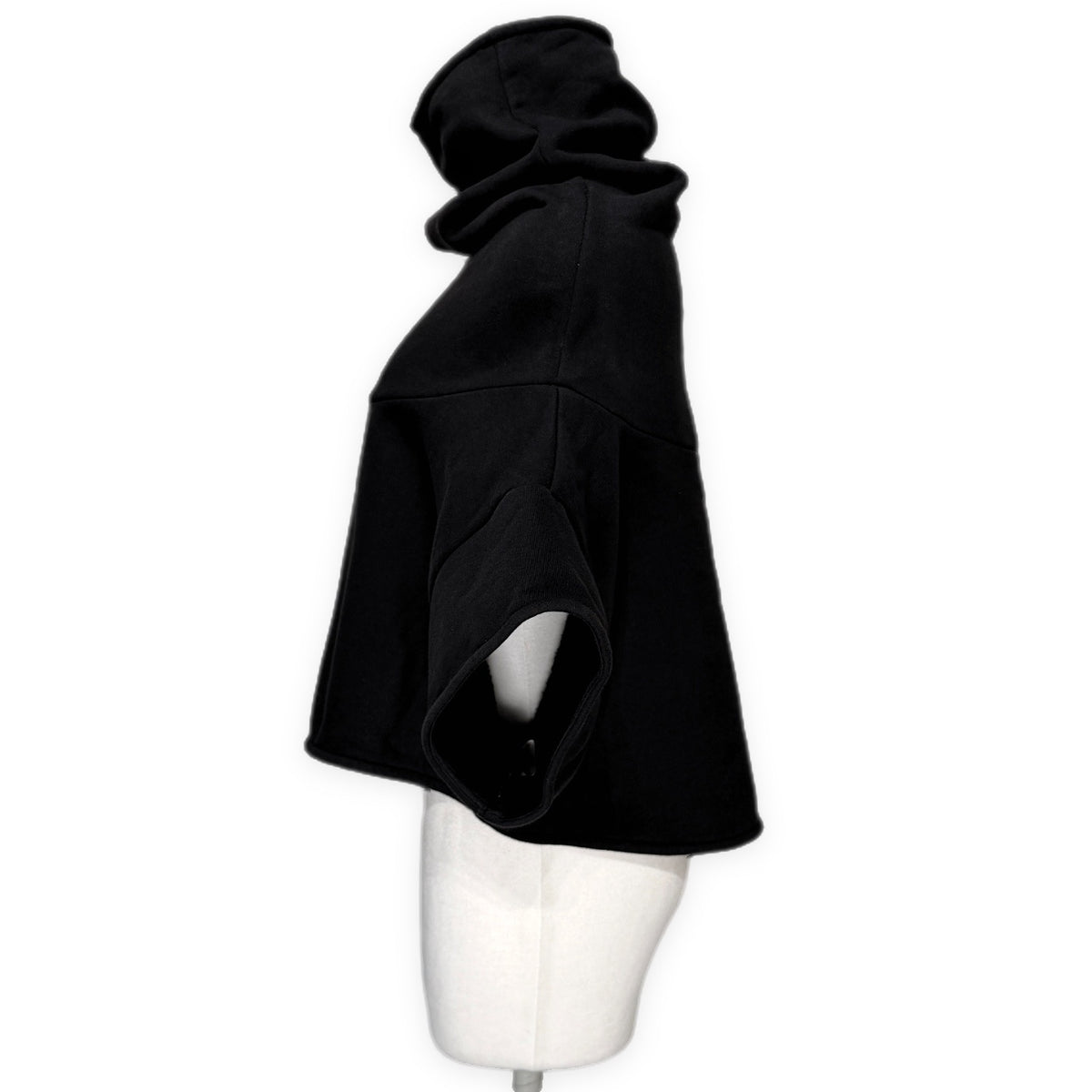 BLESS N°43 2011 Asymmetric High Sweatshirt Black