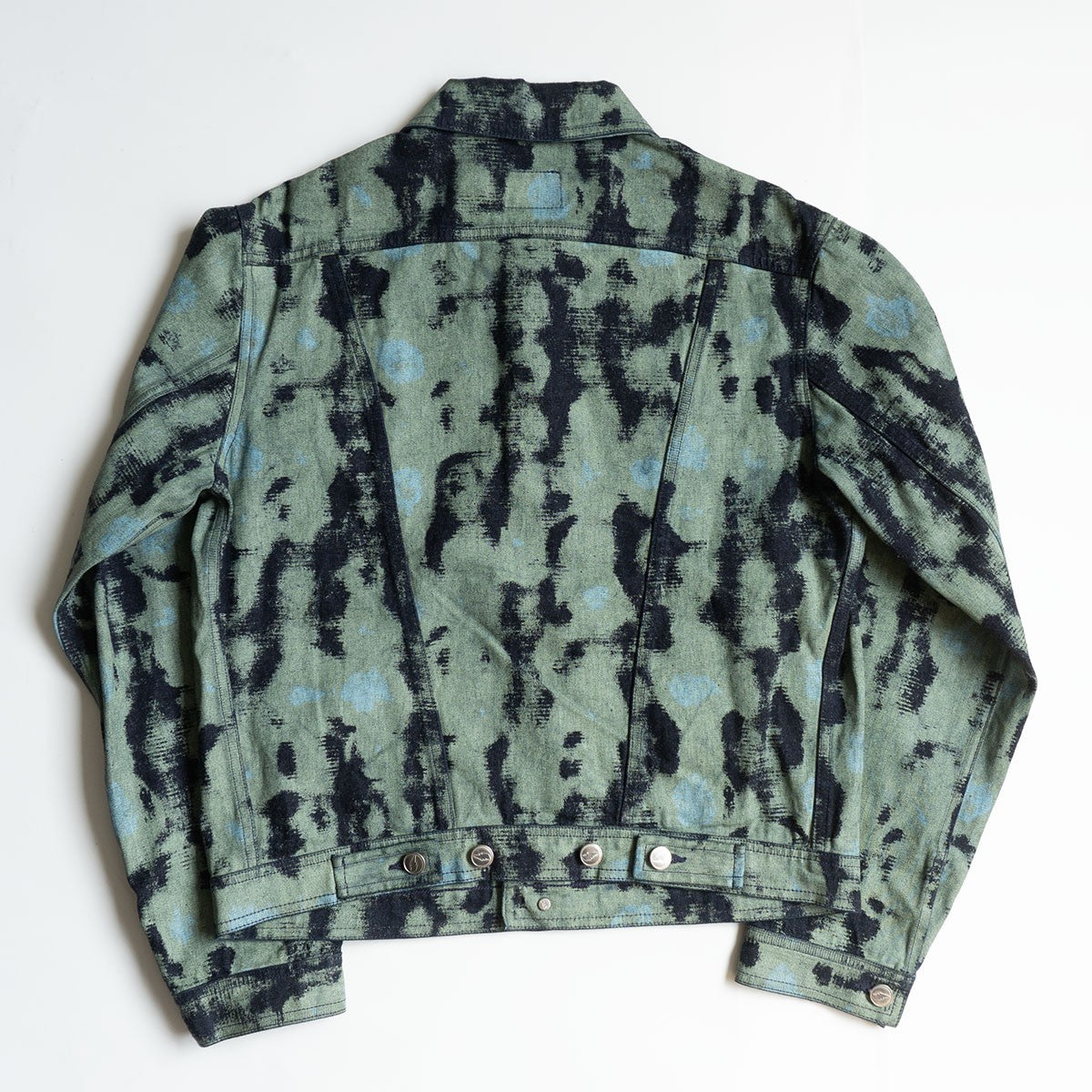 W&LT 90S Painted Jacket Size M