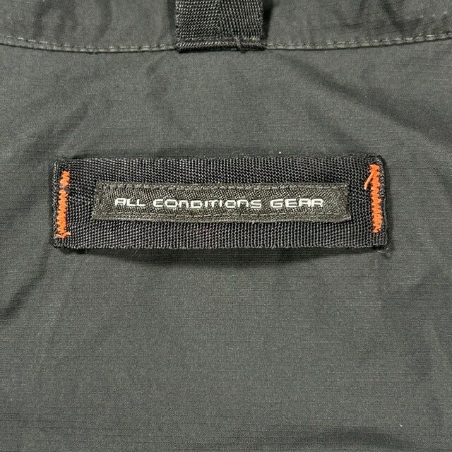 NIKE 90s ACG CLIMA-FIT Nylon Anorak Hoodie Size L