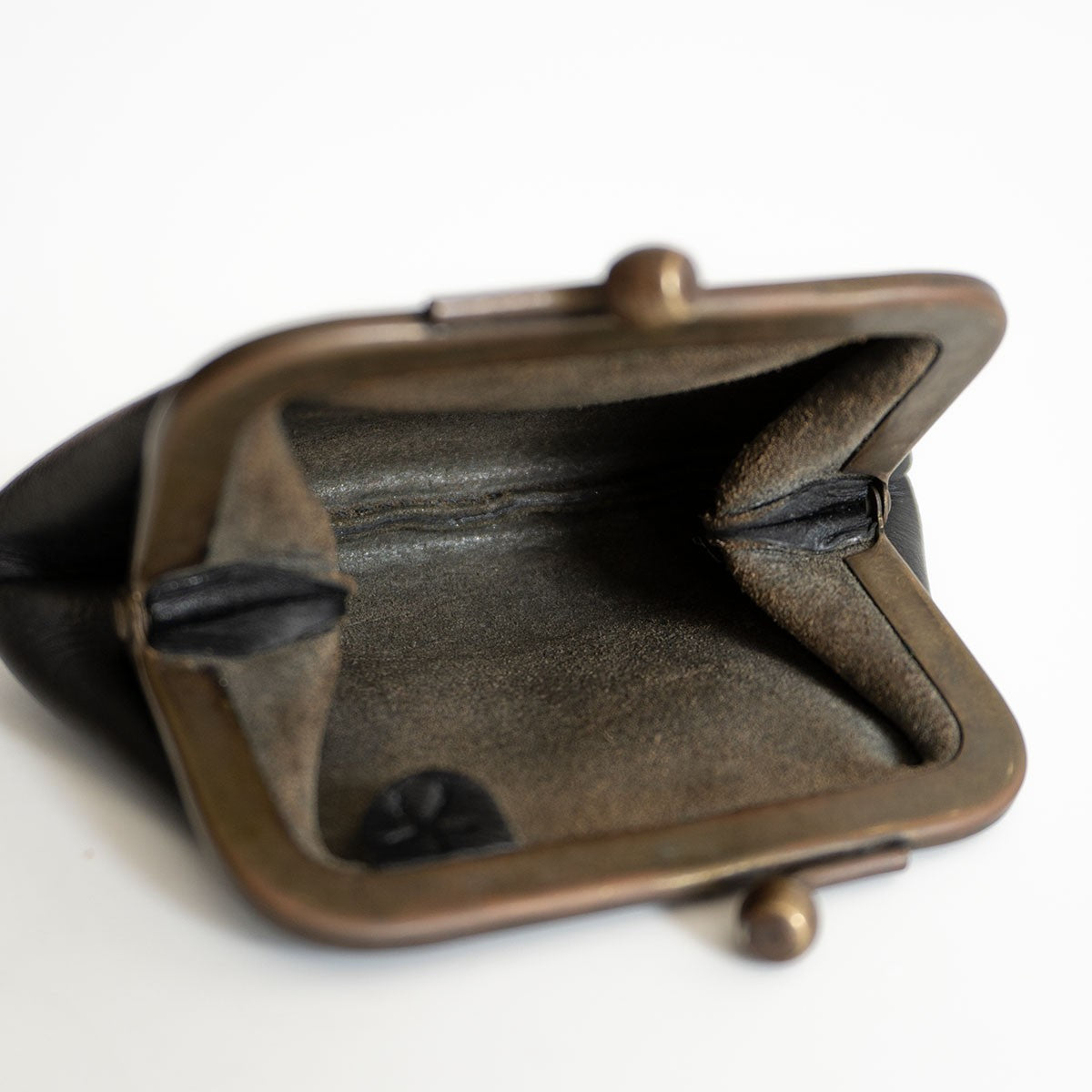 Tochca Kiss-lock coin purse Case