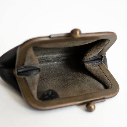 Tochca Kiss-lock coin purse Case