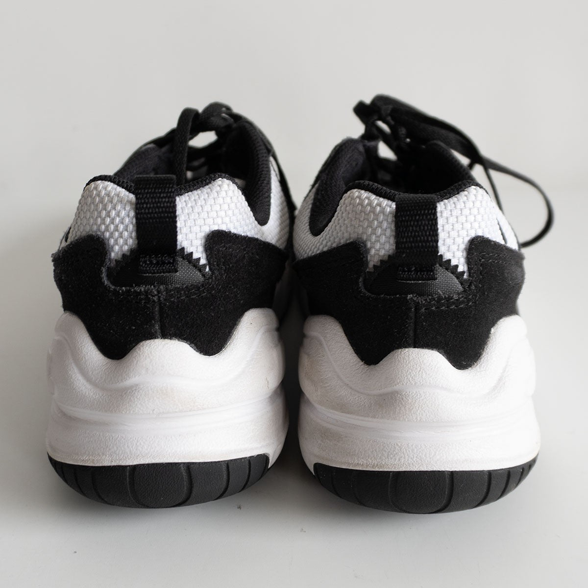 Nike TECH HERA / FJ9532-101 Sneakers Size 26.5cm