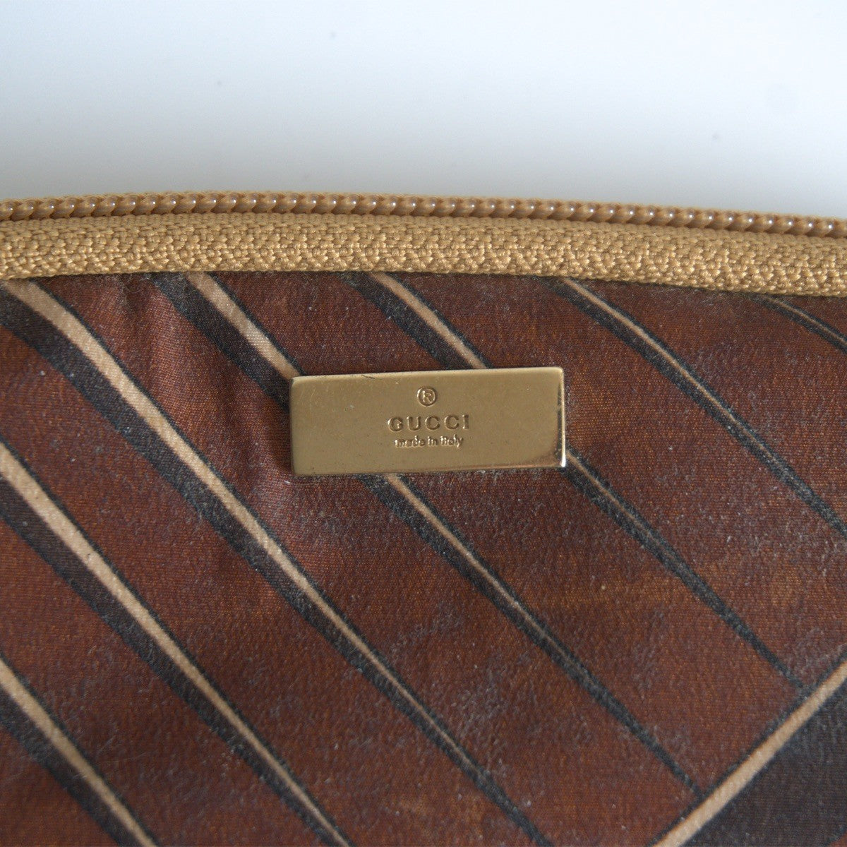 OLD GUCCI MULTI POUCH