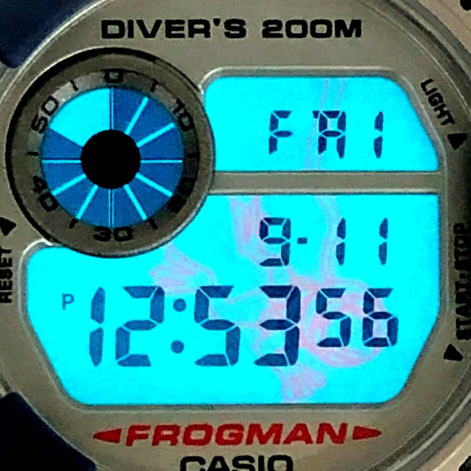 Casio G-SHOCK DW-8200NK-2 Frogman Men In Navy & Khaki Watch