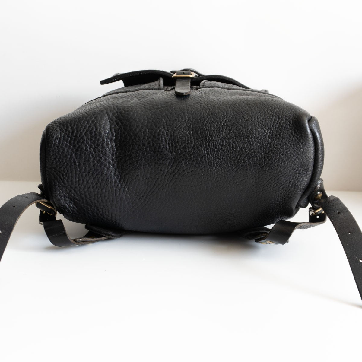 HERZ All leather backpack Black