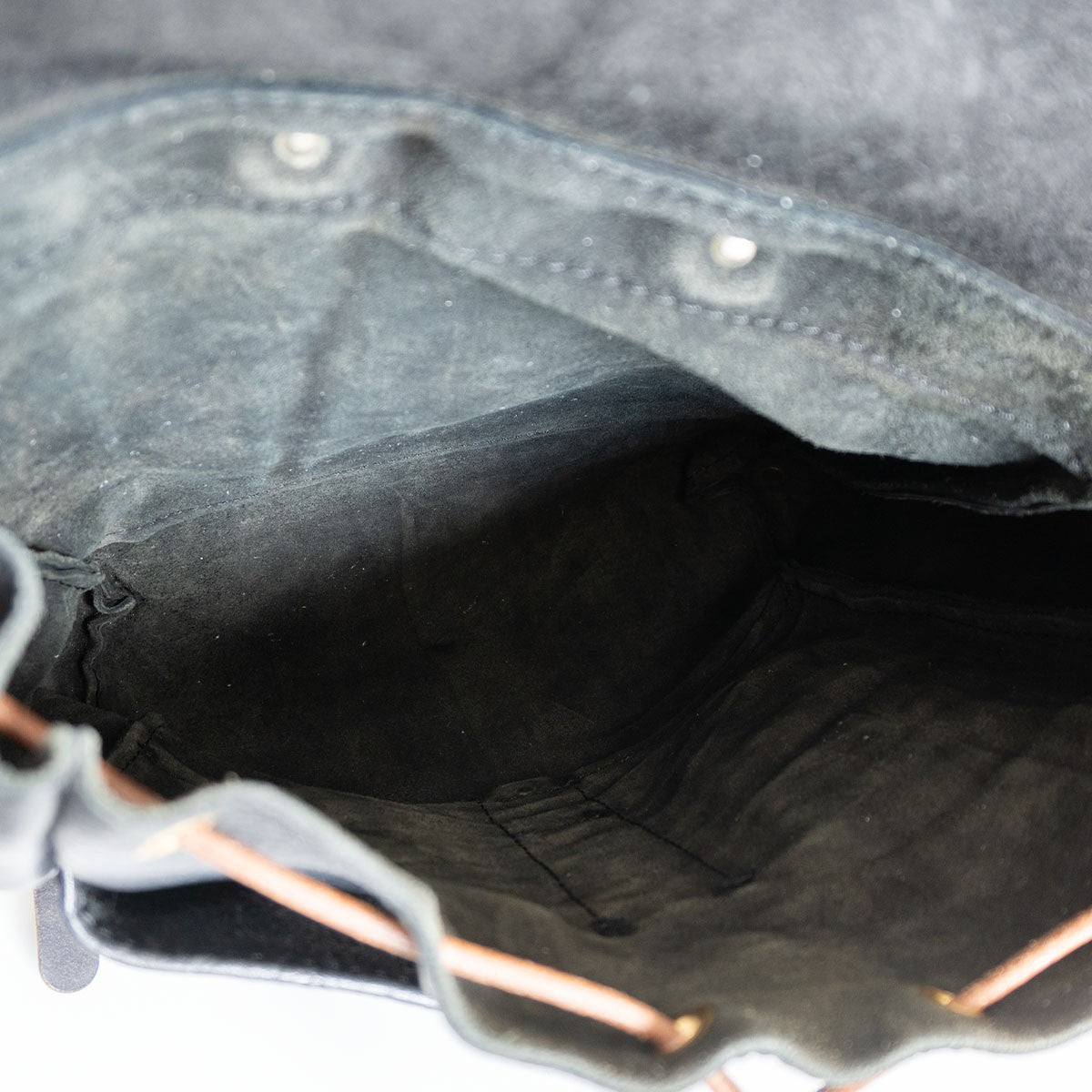 HERZ All leather backpack Black