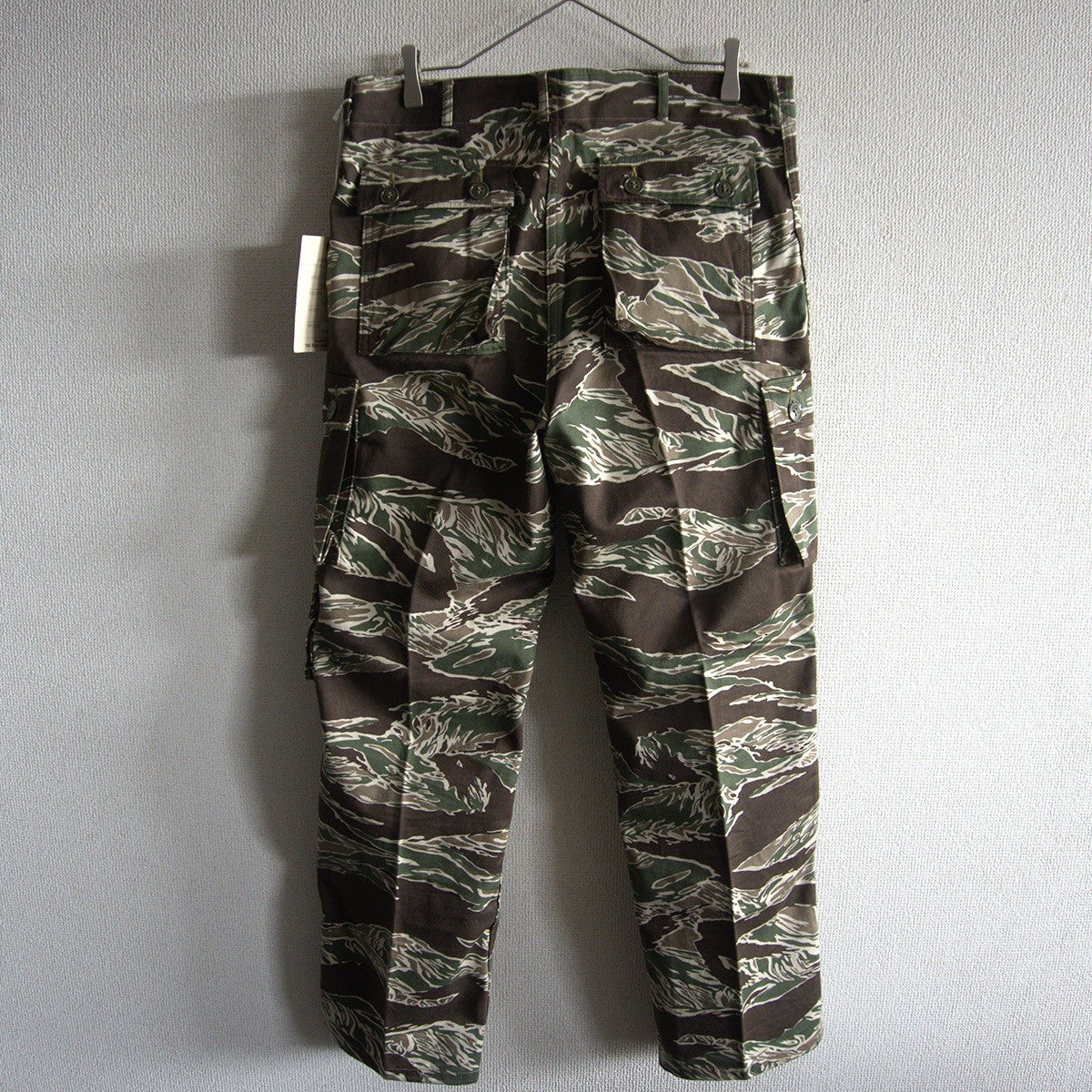 THE REAL McCOY'S Tiger Camo Club Cammies Trousers Size LARGE