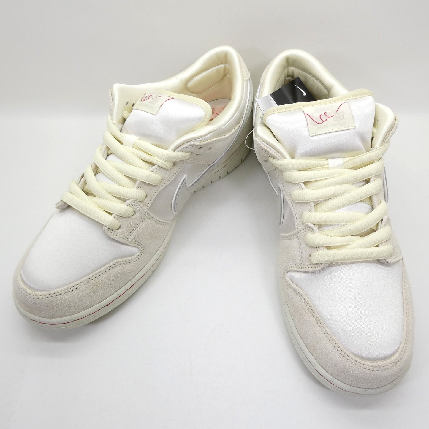 NIKE SB DUNK LOW PRM "Valentine's Day" Sneakers