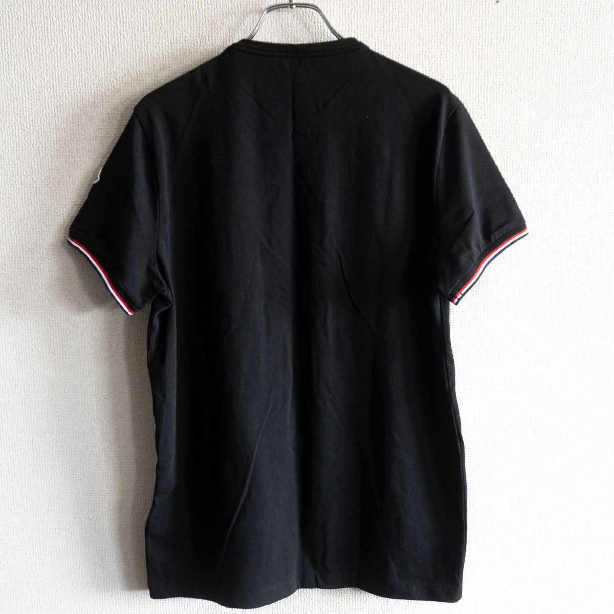 Moncler V-neck T-shirt Black Size M