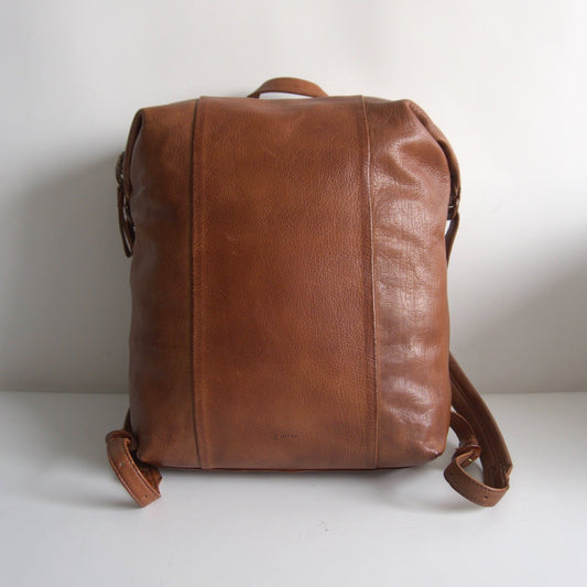 genten Burnished Goat Nume Leather Compact Size ONE SIZE