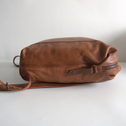 genten Burnished Goat Nume Leather Compact Size ONE SIZE