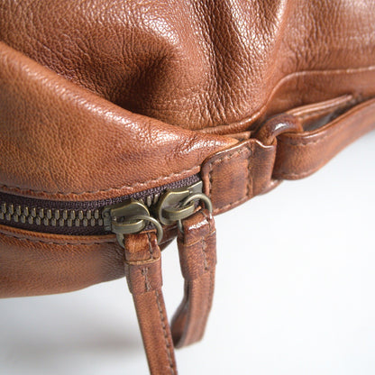 genten Burnished Goat Nume Leather Compact Size ONE SIZE