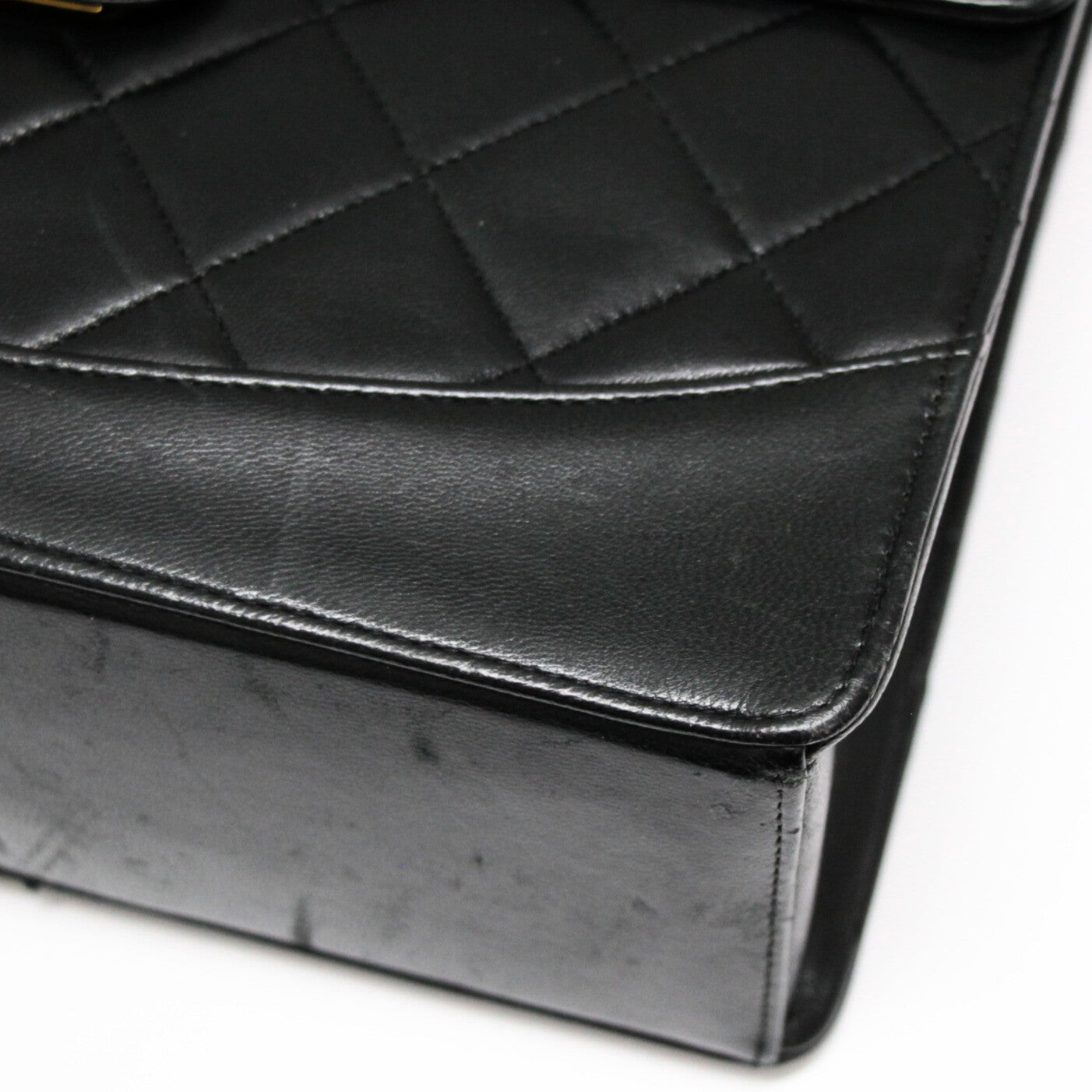 CHANEL Vintage Matelasse Lambskin Turnlock Bag Size ONE SIZE
