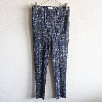 PLEATS PLEASE Patterned Pleated Pants Size 2