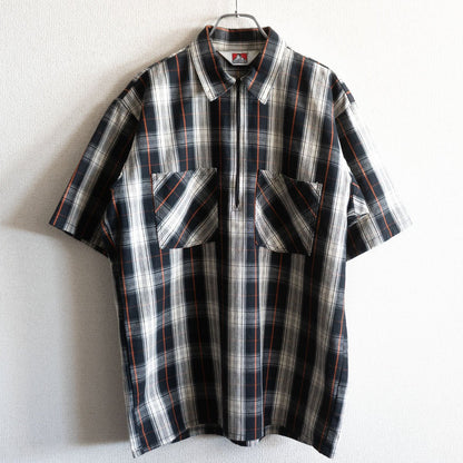 Ben Davis Half-zip Short-sleeved Plaid Shirt Size M