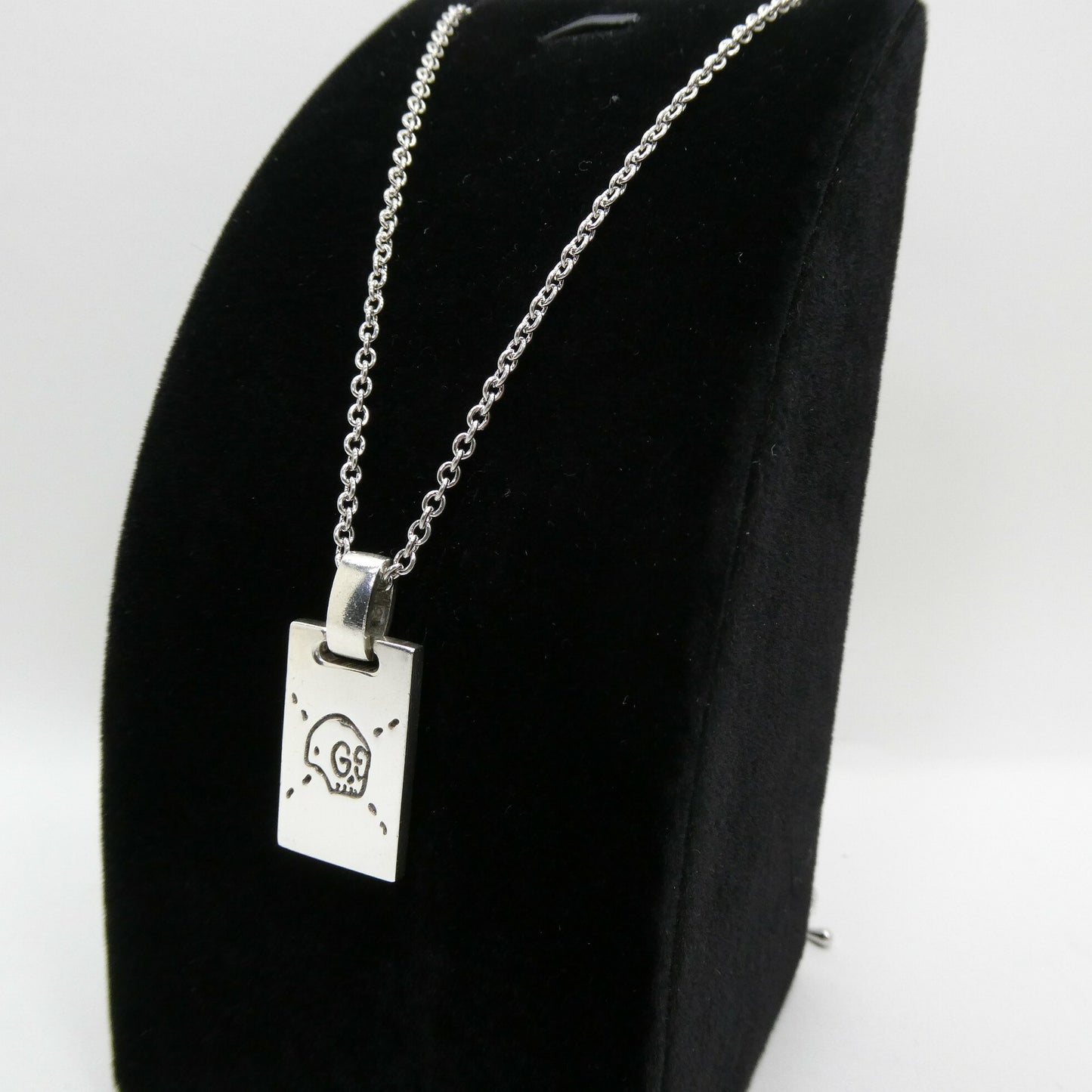 GUCCI Gucci Ghost Skull Silver Plate Necklace Size ONE SIZE