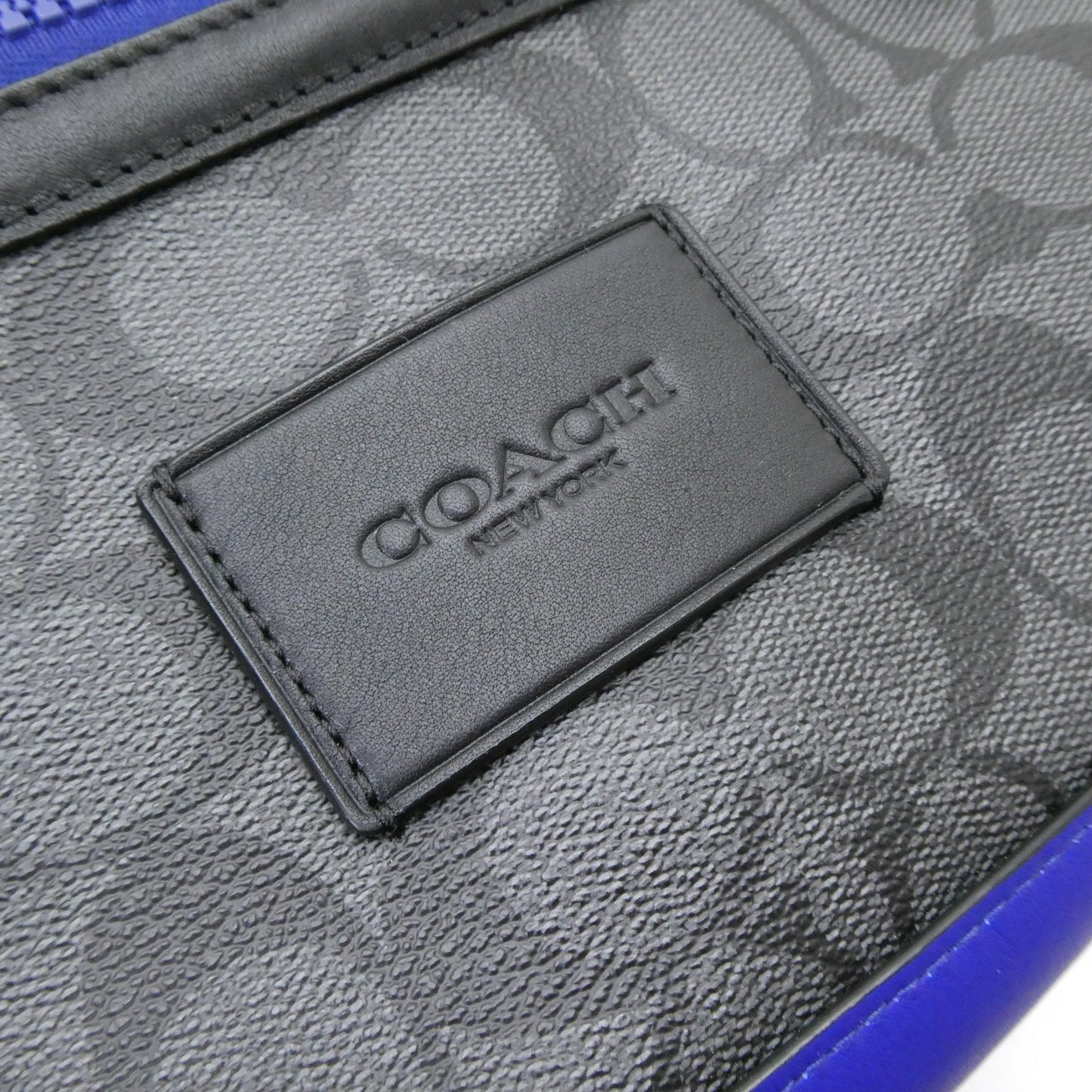 COACH C1597 Signature Canvas Crossbody Bag Size ONE SIZE