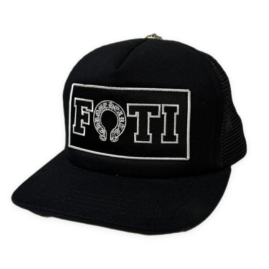 CHROME HEARTS × FOTI Scroll Label Mesh Cap Black
