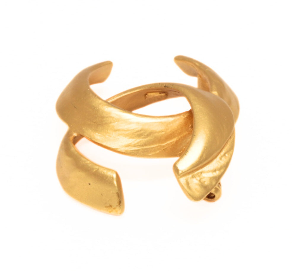 CHANEL Gold Metal Coco Mark Brooch