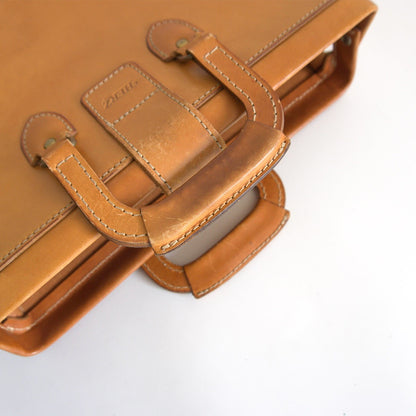 HERZ Two-Handle Leather Dalles Doctor's Bag Size ONE SIZE