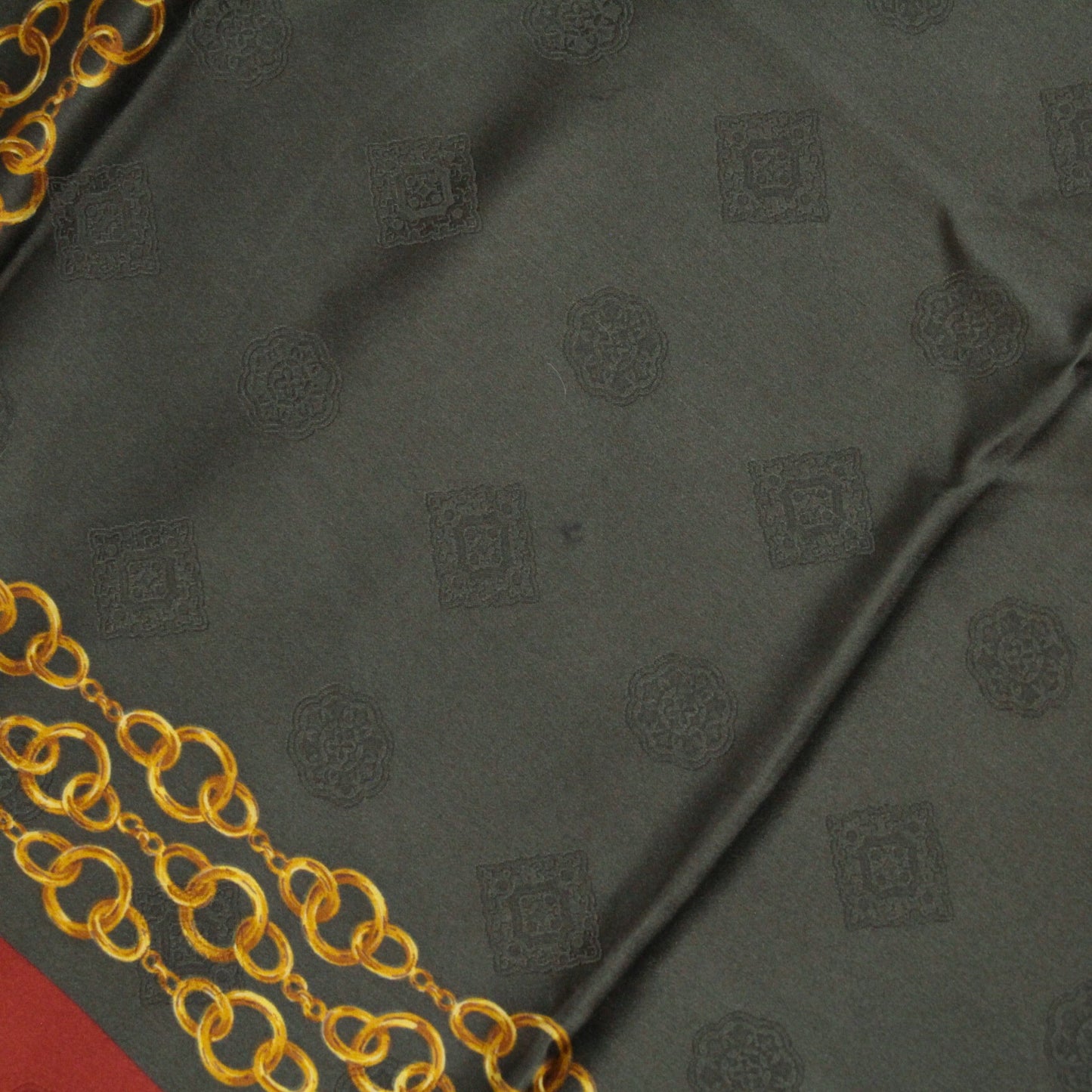 CHANEL Chain Print Silk Scarf Green/Bordeaux Size ONE SIZE