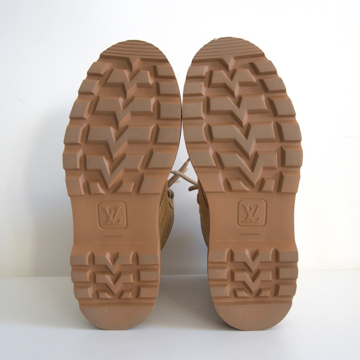Louis Vuitton Ranger Ankle Boots Size UK8.5
