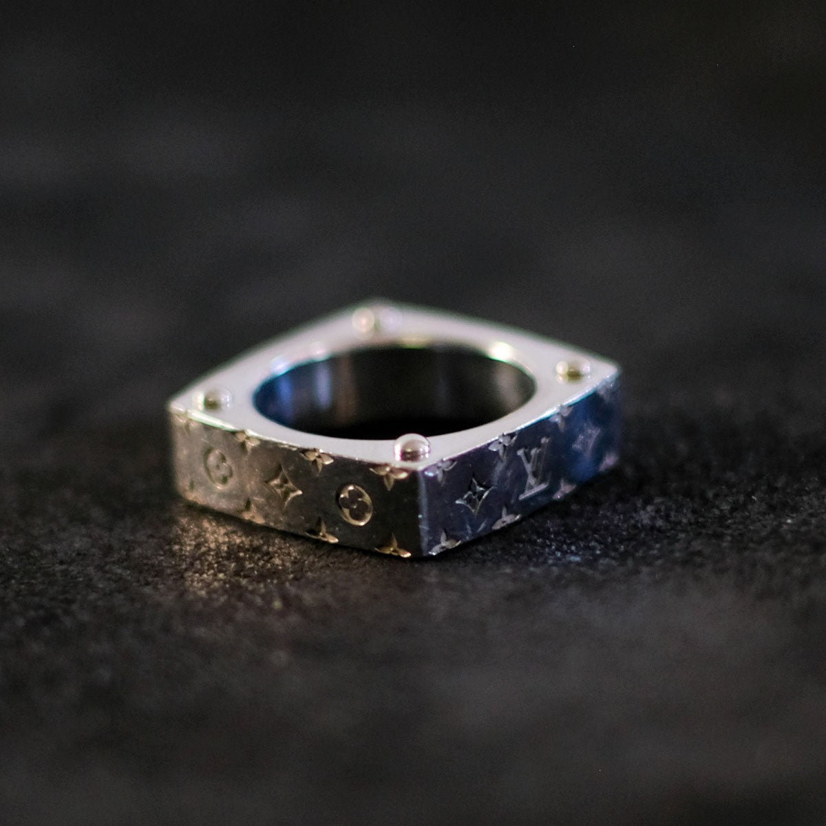 Louis Vuitton Bold Monogram Ring
